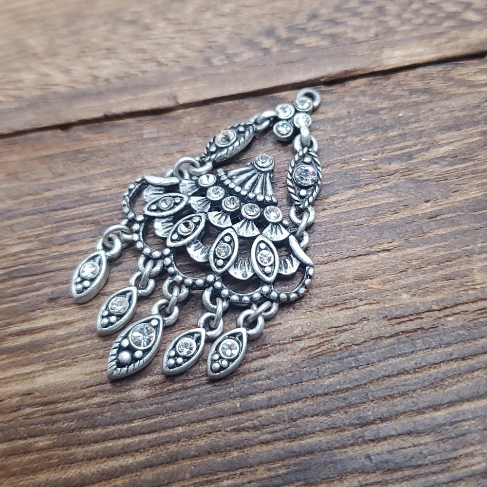 Empress Crystal Dangle Pendant Stunning Intricate Grace P110